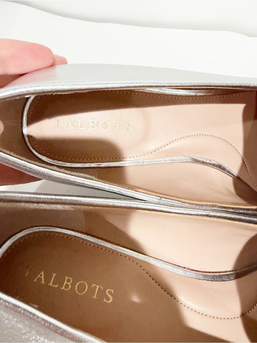 TALBOTS Scarlet Pointed Toe Metallic Leather Loafers NEW Silver Preppy Size 9 - Picture 11 of 12